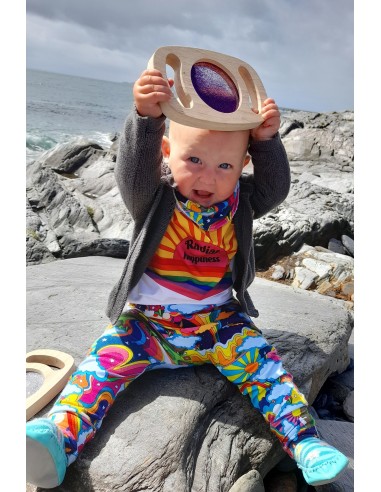 Panel de madera con purpurina púrpura