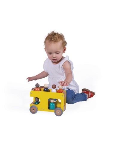 Autobús escolar de madera