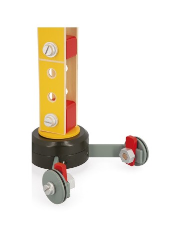 Gran grúa de madera