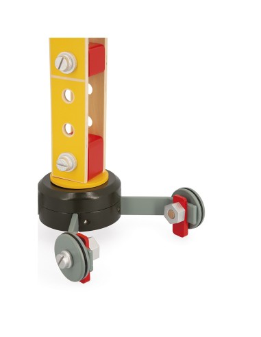 Gran grúa de madera