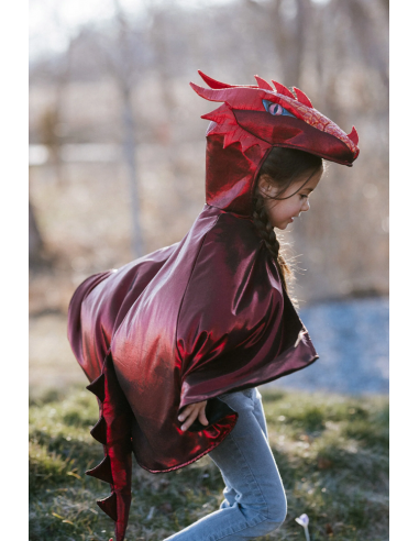 Capa de dragón rojo metálico