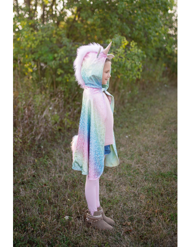 Capa reversible dragón-unicornio