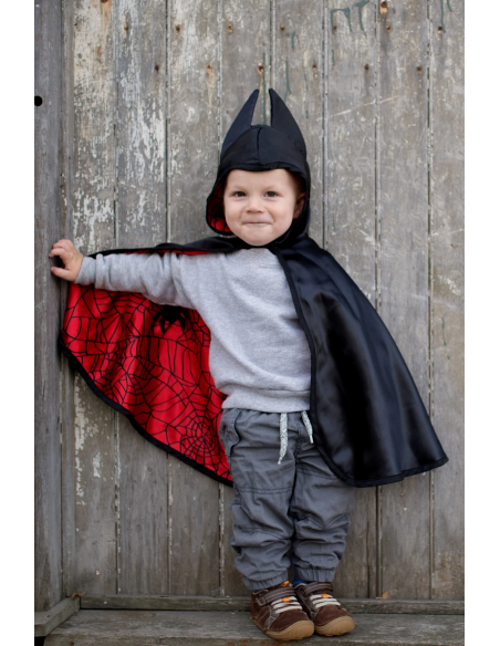 Capa reversible araña-murciélago