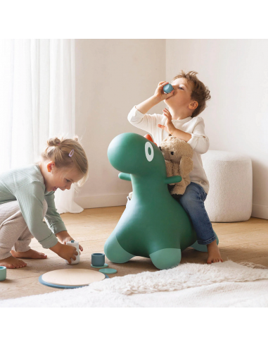 Dinosaurio hinchable saltarín Hoppi, color verde