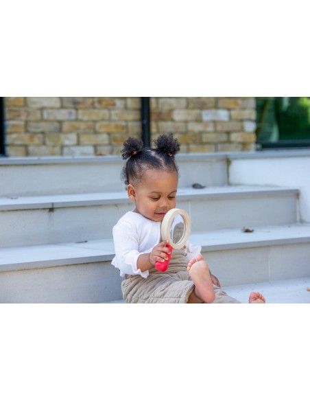 Lupa de mano de madera