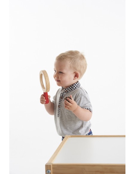 Lupa de mano de madera