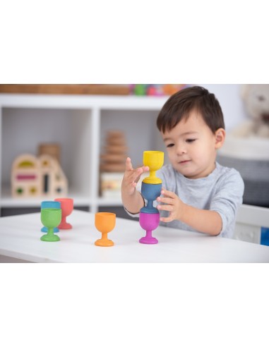 Copas de madera para huevos arcoíris