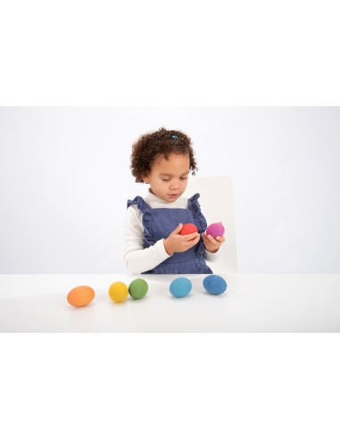 Huevos de madera arcoíris