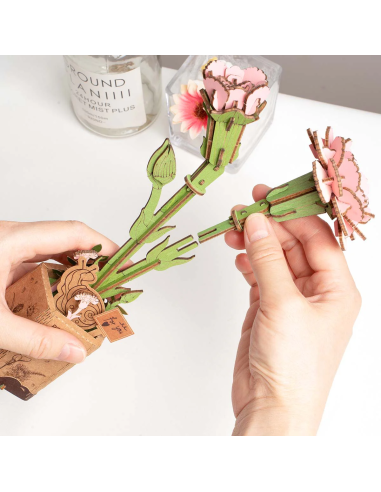 Clavel rosa de madera para montar