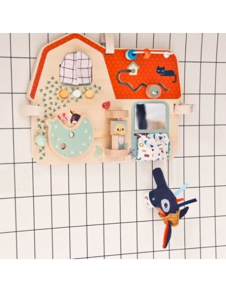 Panel de actividades de madera La granja