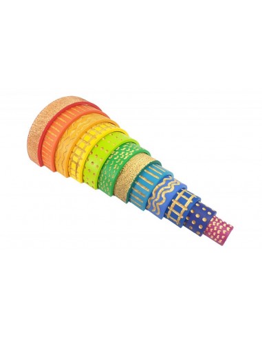 Arcoíris sensorial de 12 arcos de madera con colores vivos y texturas