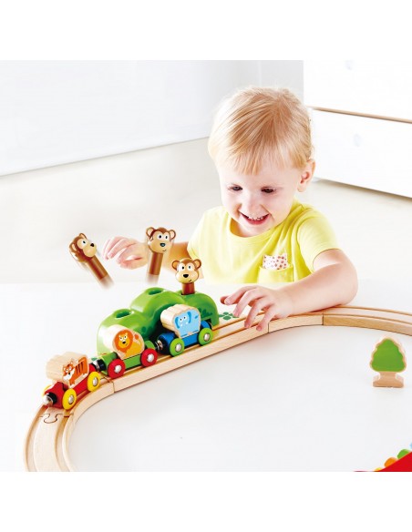 Circuito de tren de madera con música y monos