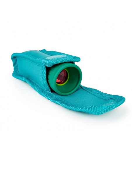 Telescopio de madera para explorar la naturaleza